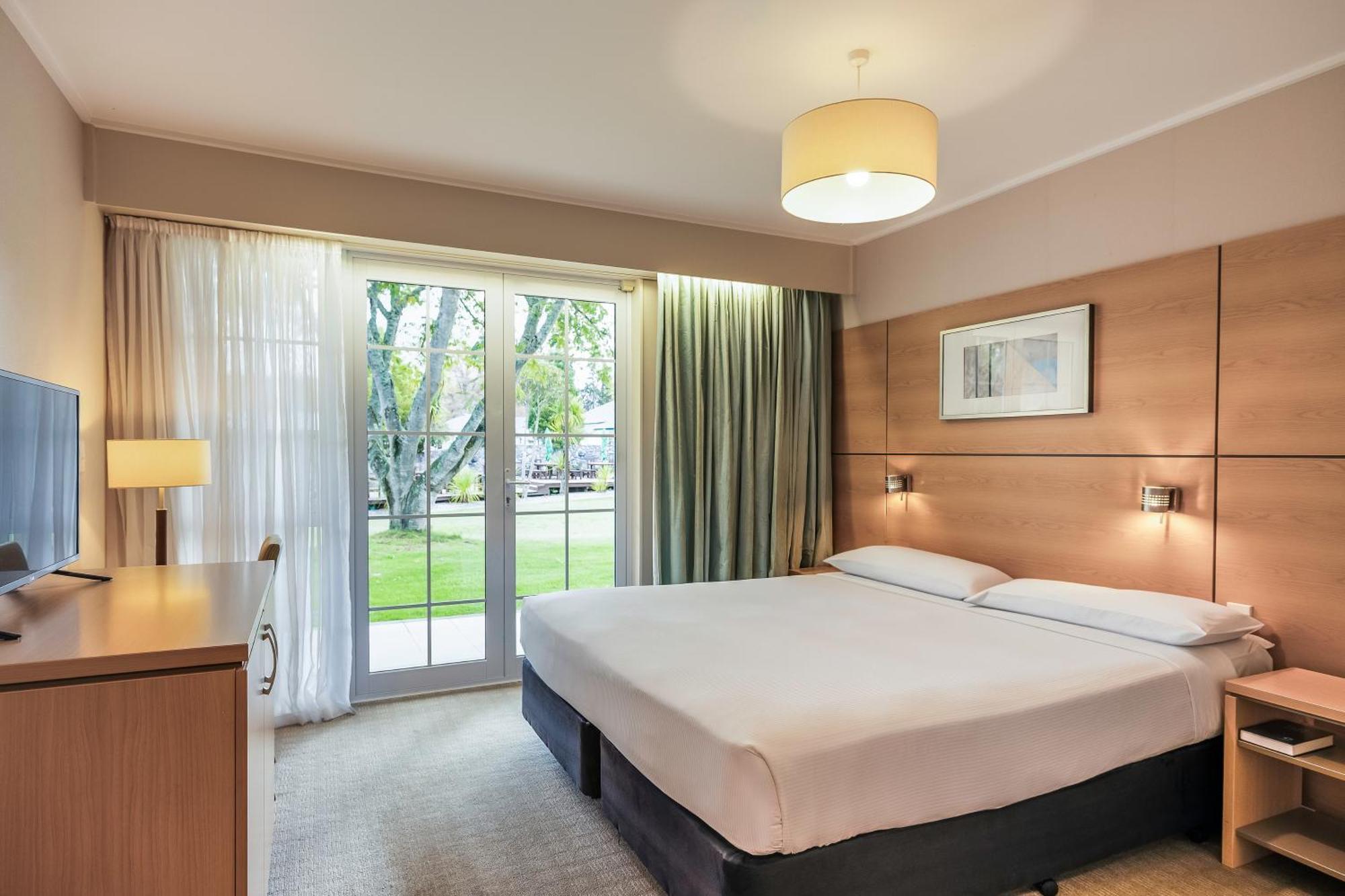 Wairakei Resort אגם טאופו מראה חיצוני תמונה